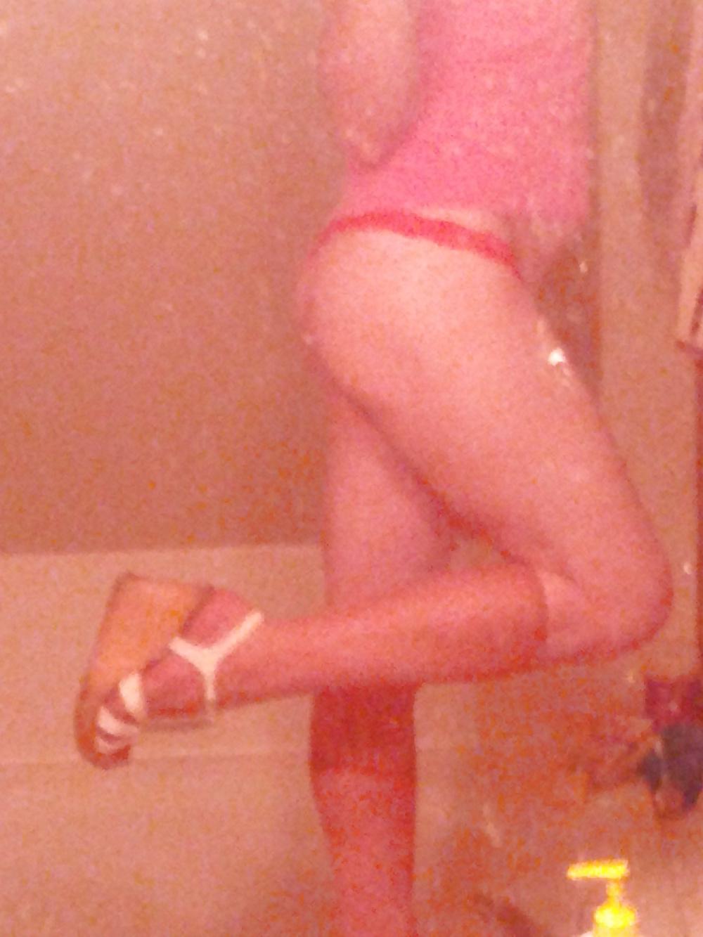 10P Exposed sissy 