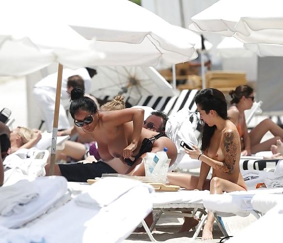 14P Kiara Mia and Her Friend Topless on the Beach in Miami