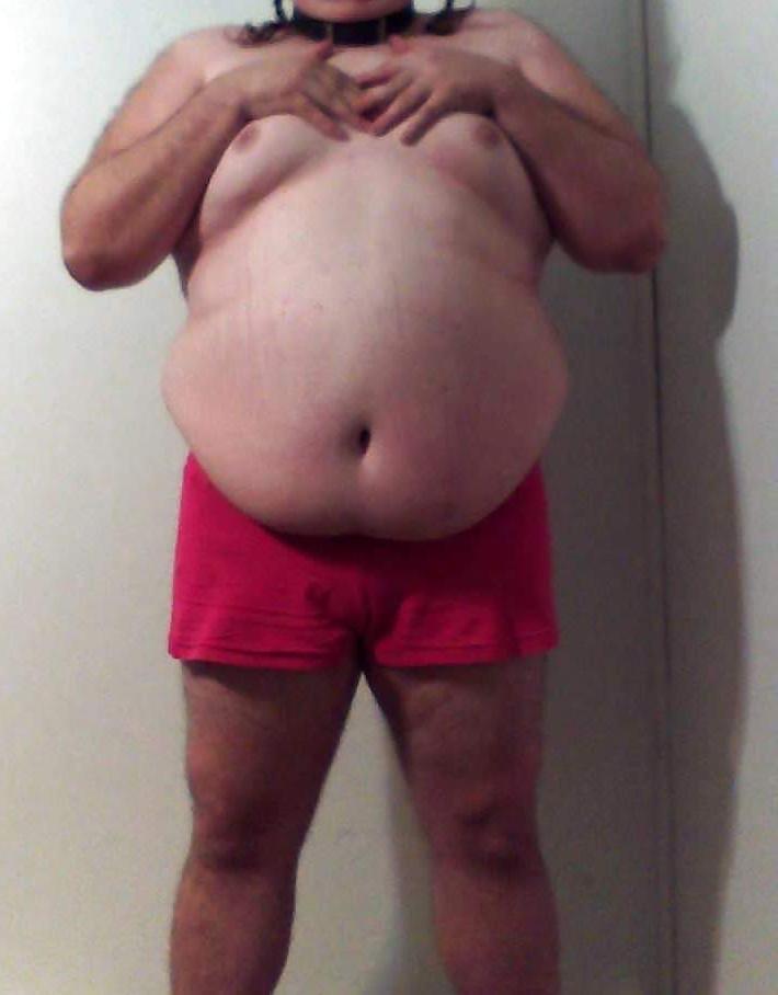 23P Topless sissy