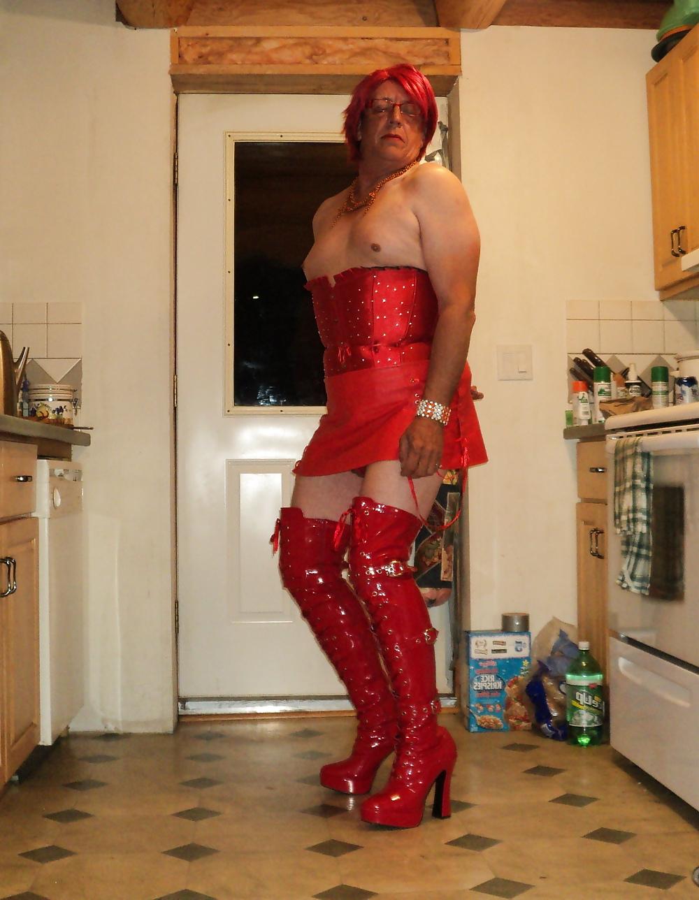 10P Sissy Slut