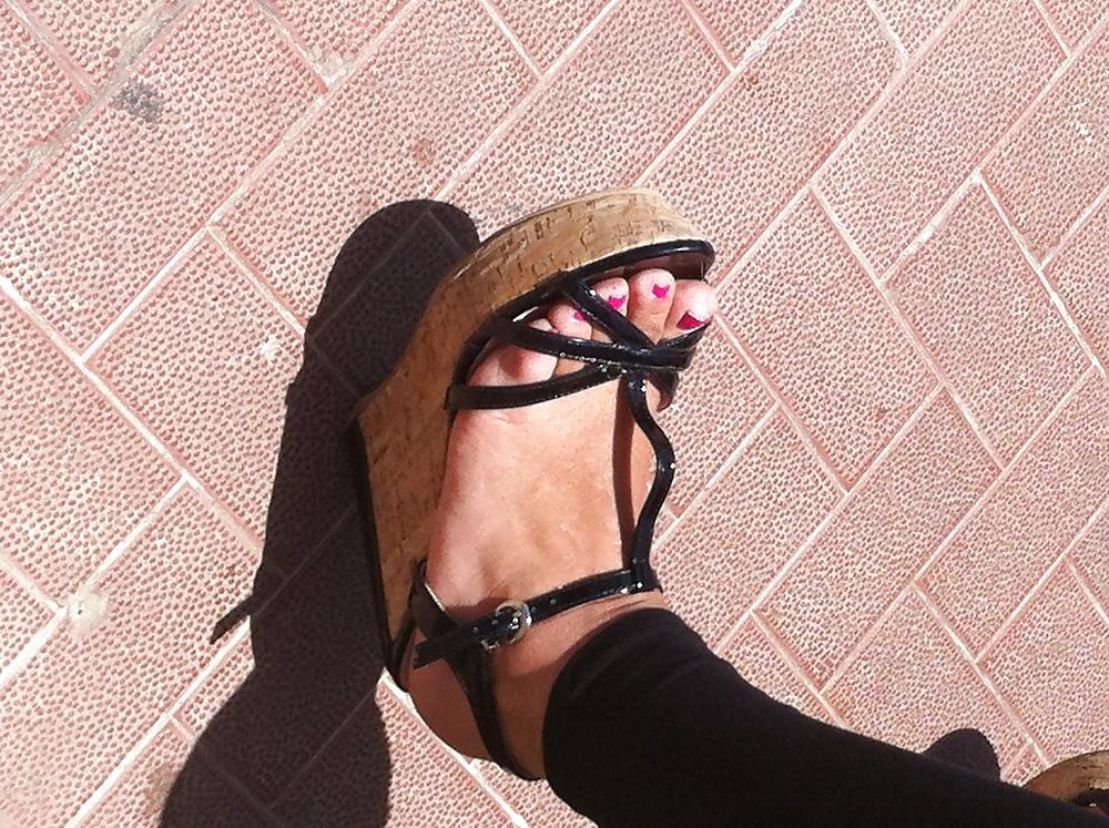 10P Feet of my sister in law