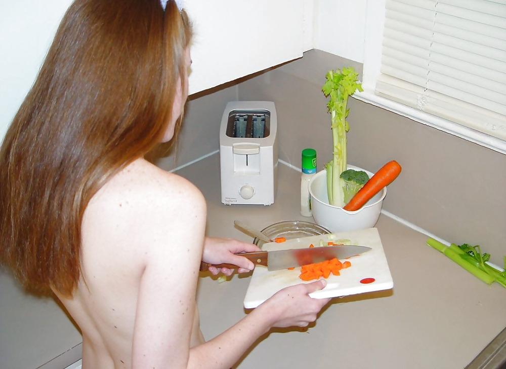 25P Slim pornstar Melissa testing her salad ingredients
