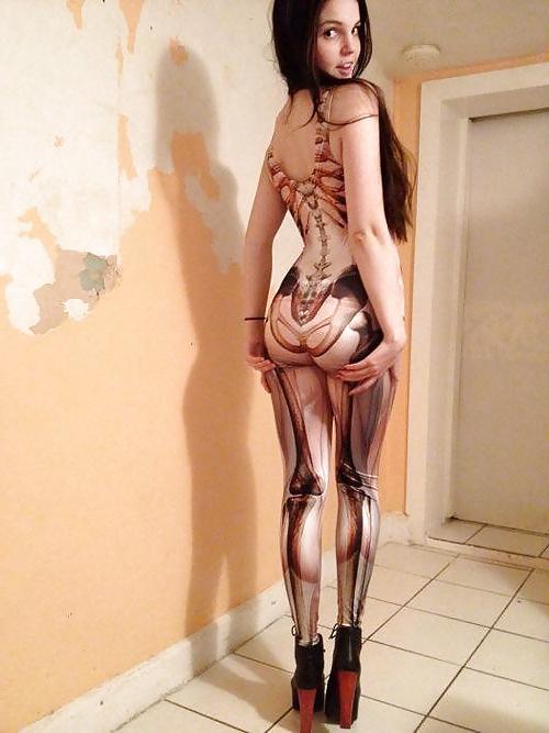 25P Teens in Slave