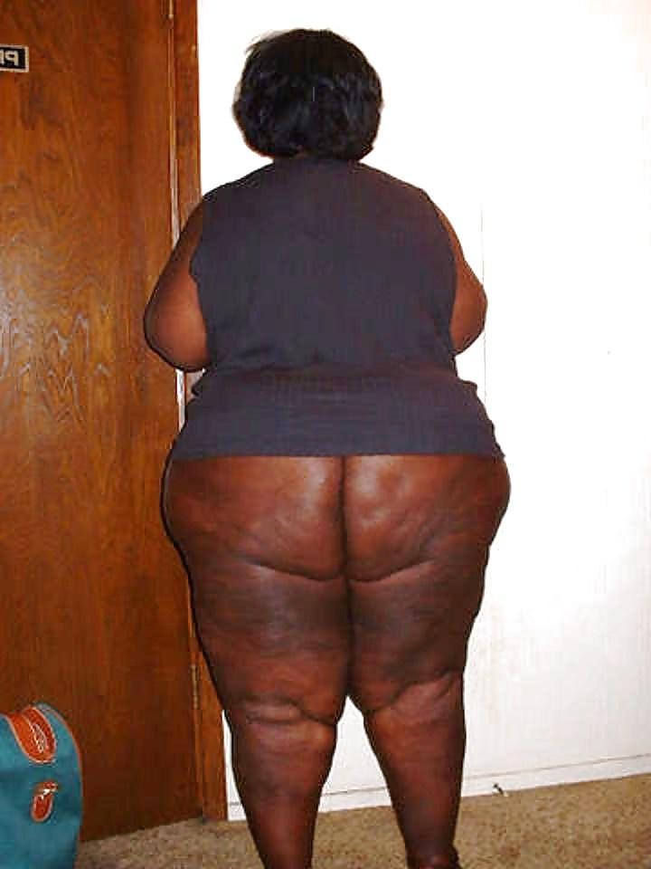 25P Huge SSBBW Asses 