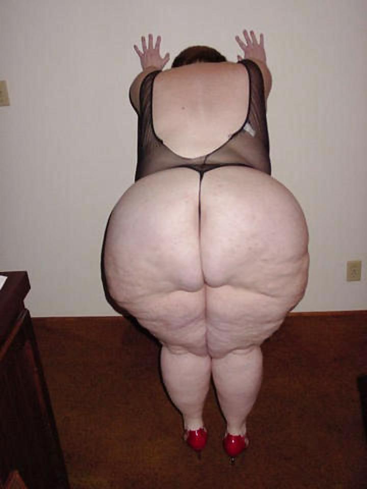 25P Huge SSBBW Asses 