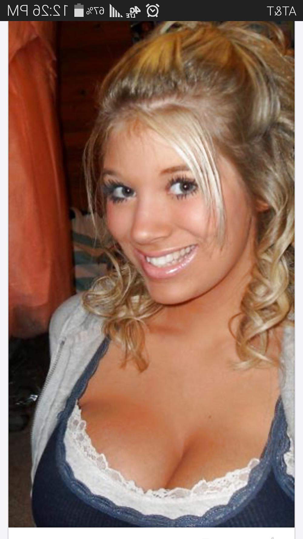 20P Amateur friend huge boobs