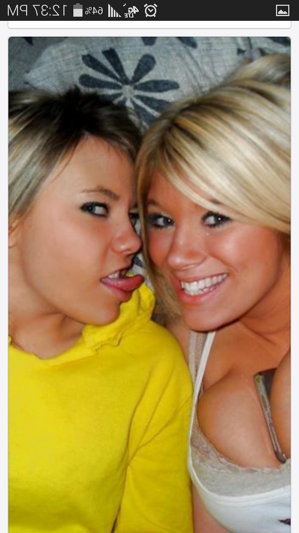 20P Amateur friend huge boobs