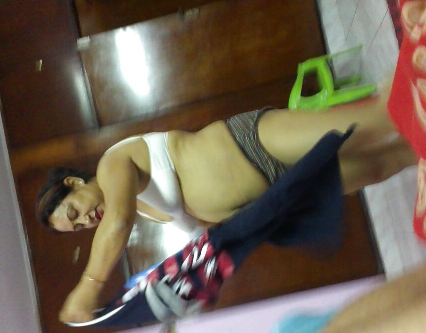 7P Mrs Smriti Rekha the slut wife of Pankaj(sissy pinku)
