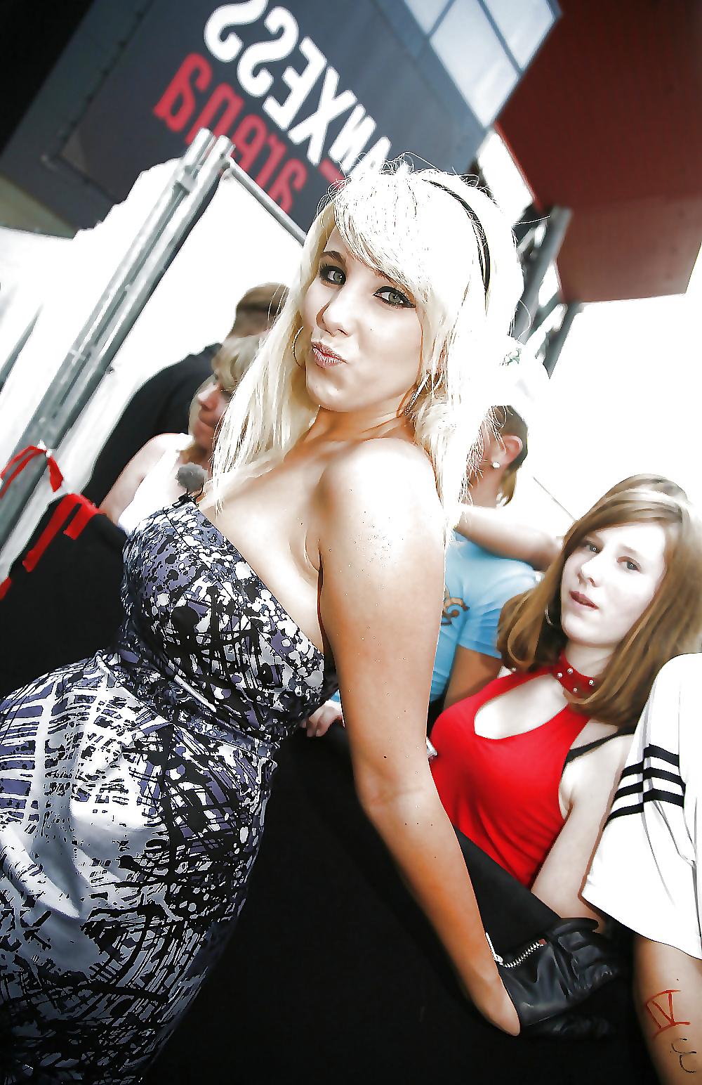 25P Best German Celebrity Pics Dezember 2014
