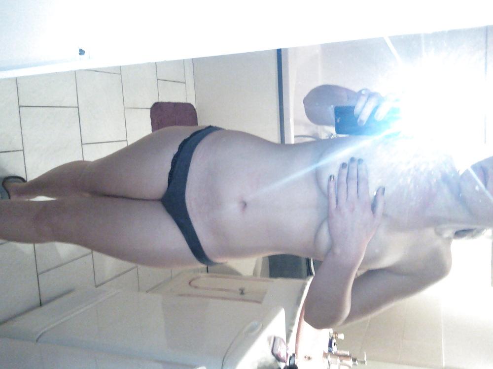 25P Slutty friend marie from lens (France)