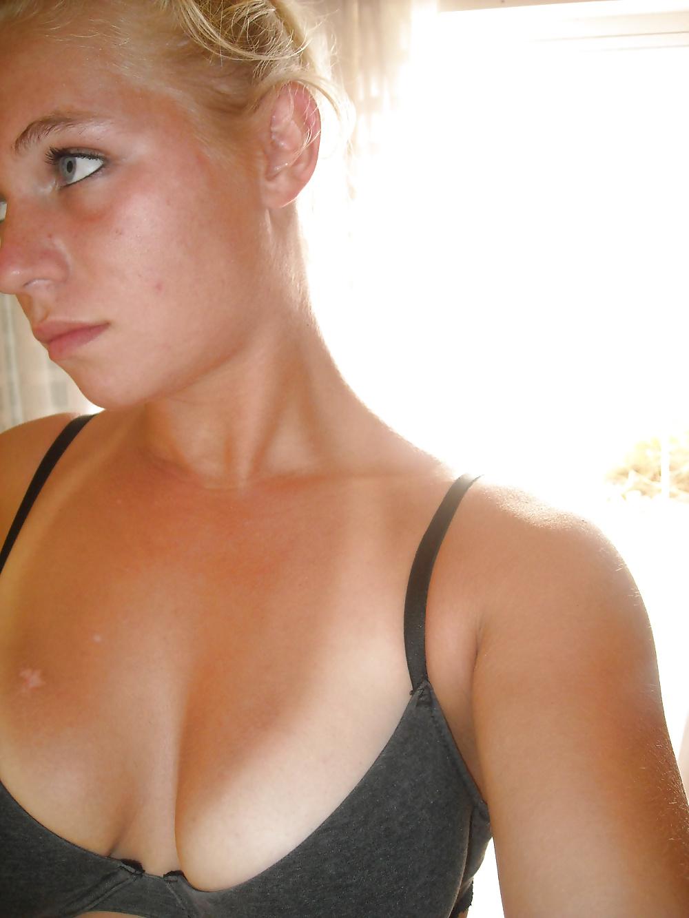 25P Slutty friend marie from lens (France)