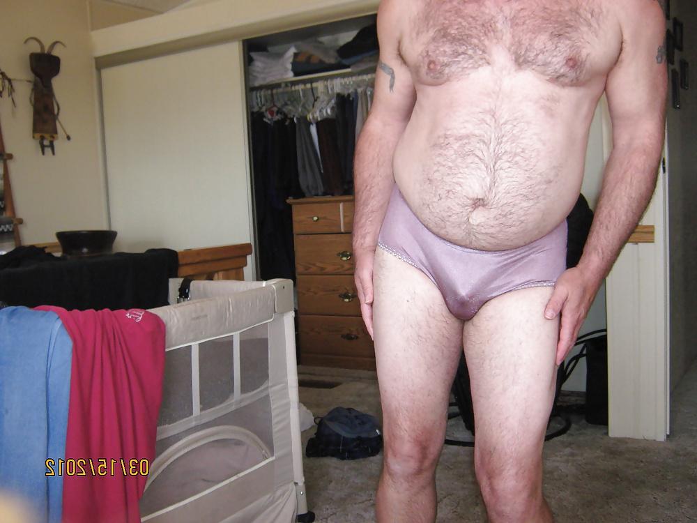 8P Sissy 22 plizzzzz comment