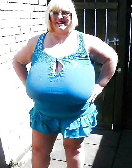 25P Huge tits women to fuck in 2015