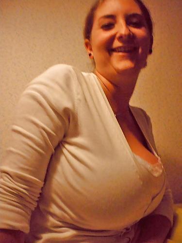 25P Huge Amatuer Tits in Tight Clothing