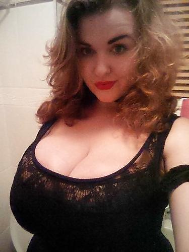 25P Huge Amatuer Tits in Tight Clothing
