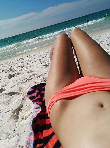 21P Hot dogs or hot legs?