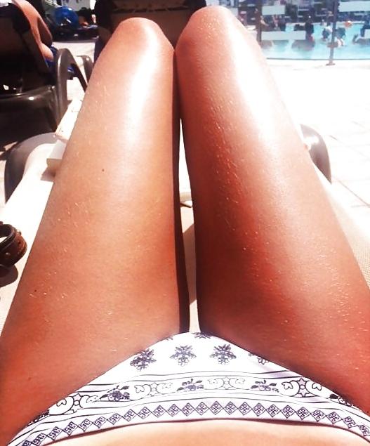 21P Hot dogs or hot legs?