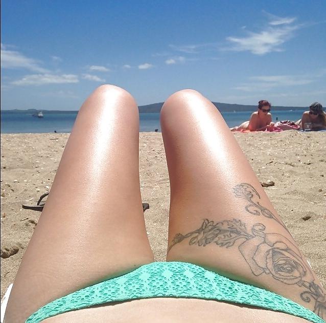 21P Hot dogs or hot legs?