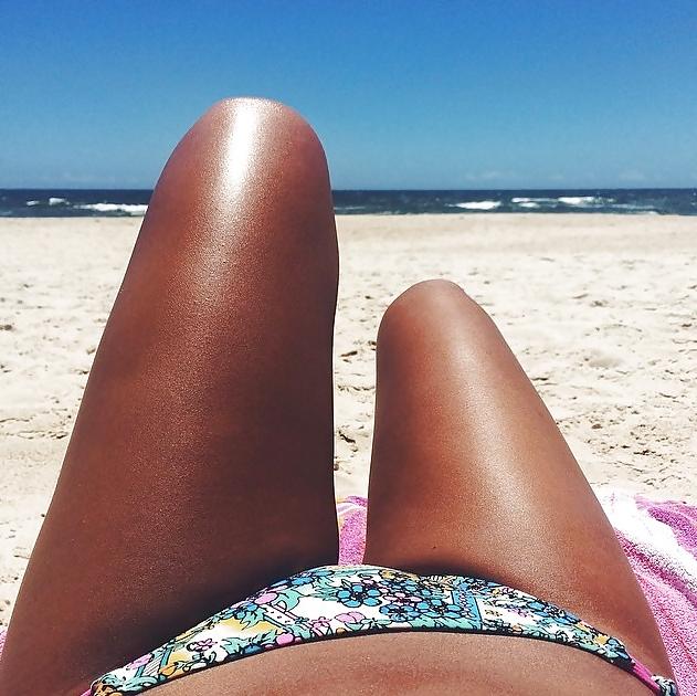 21P Hot dogs or hot legs?