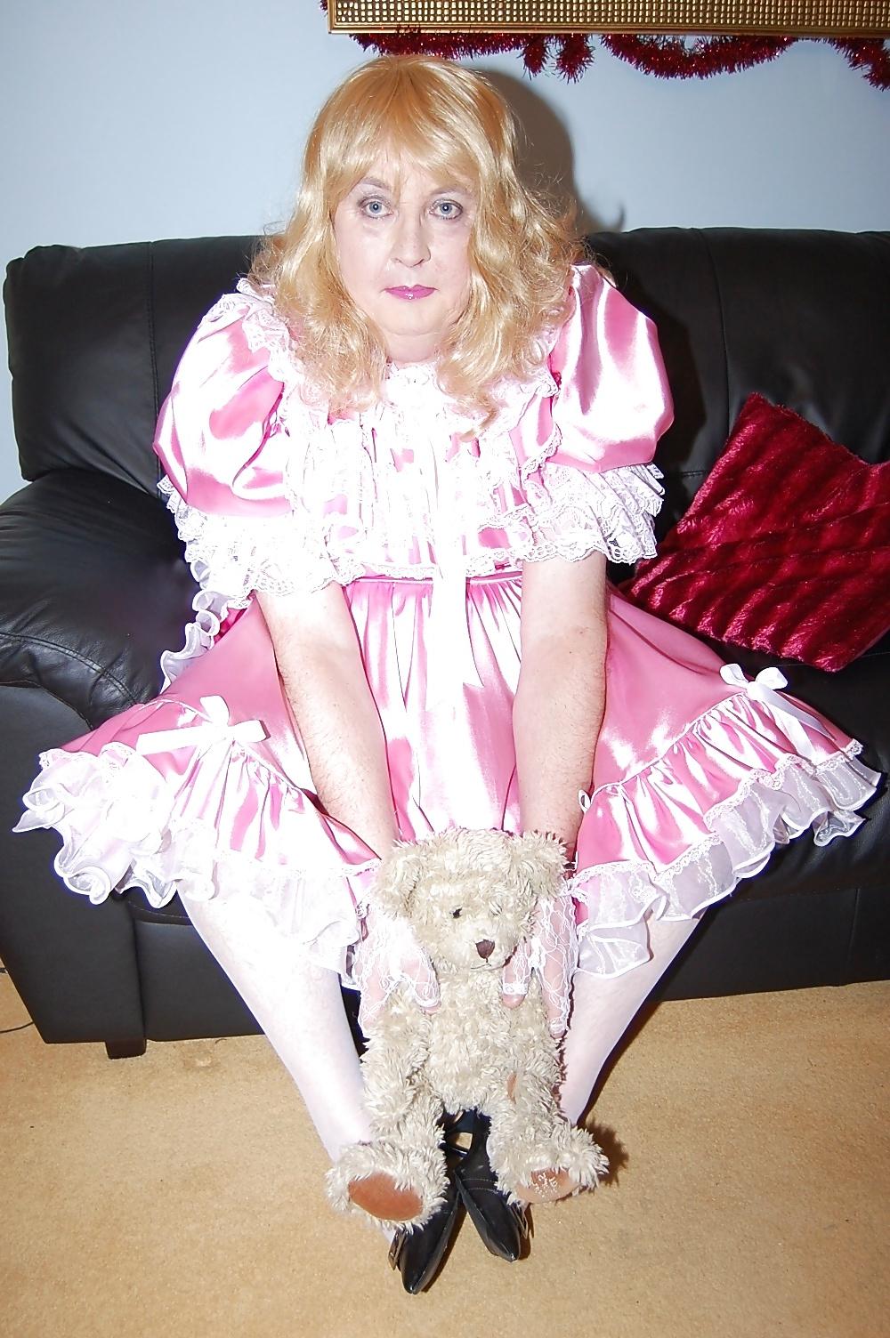25P Me as a Sissy in Pink