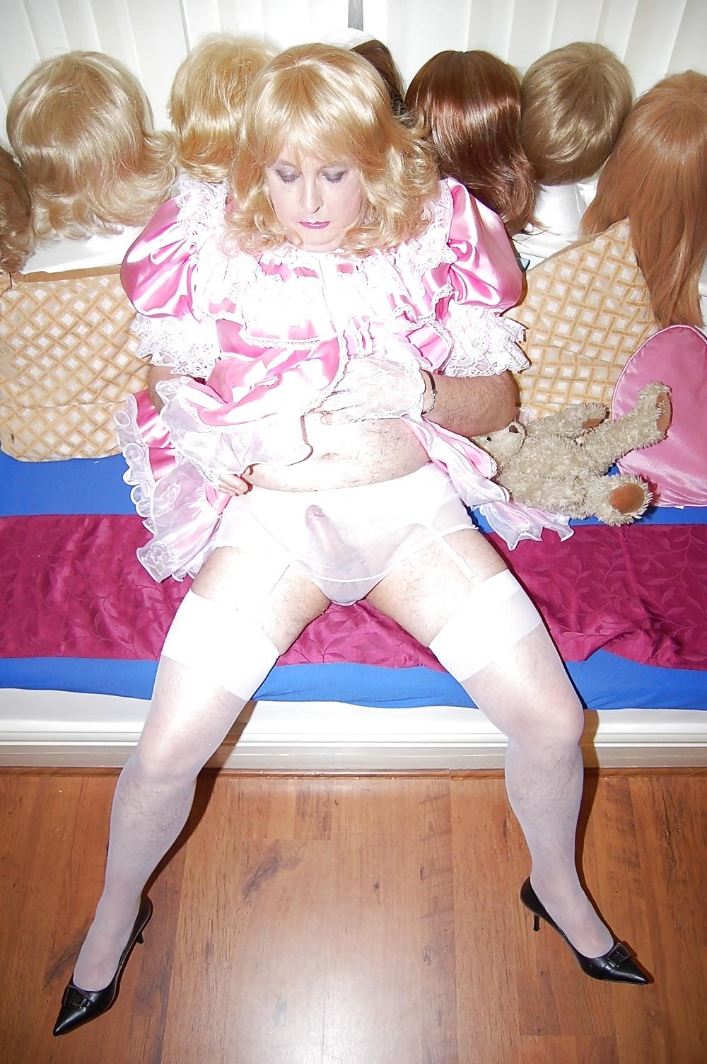 25P Me as a Sissy in Pink