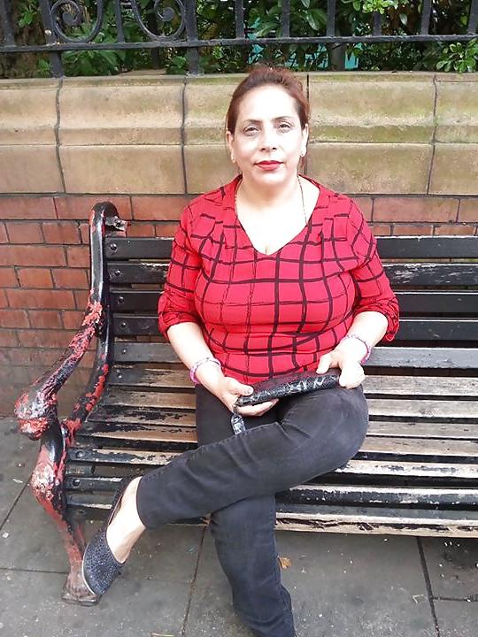 25P Sexy mom with huge tits - GITA OLI