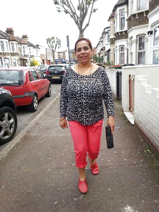 25P Sexy mom with huge tits - GITA OLI