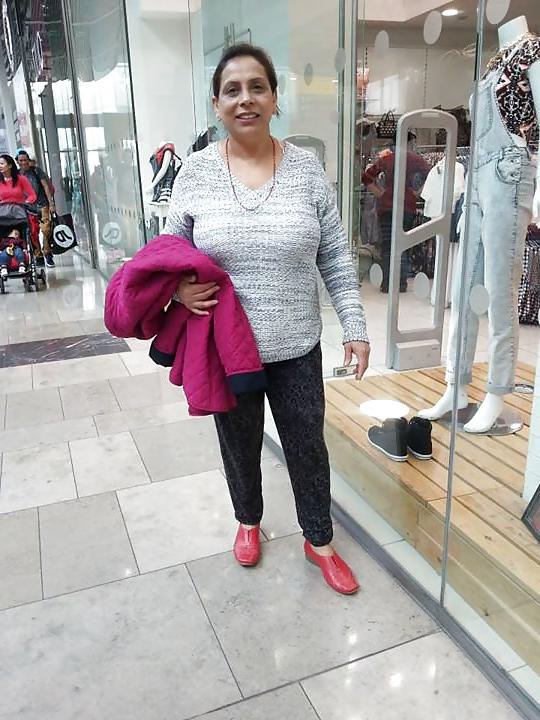 25P Sexy mom with huge tits - GITA OLI