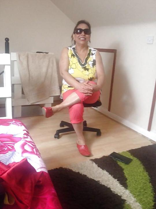 25P Sexy mom with huge tits - GITA OLI
