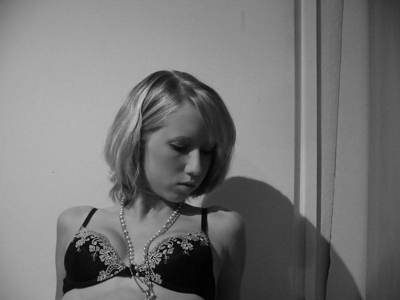 20P Skinny girl strip-tease