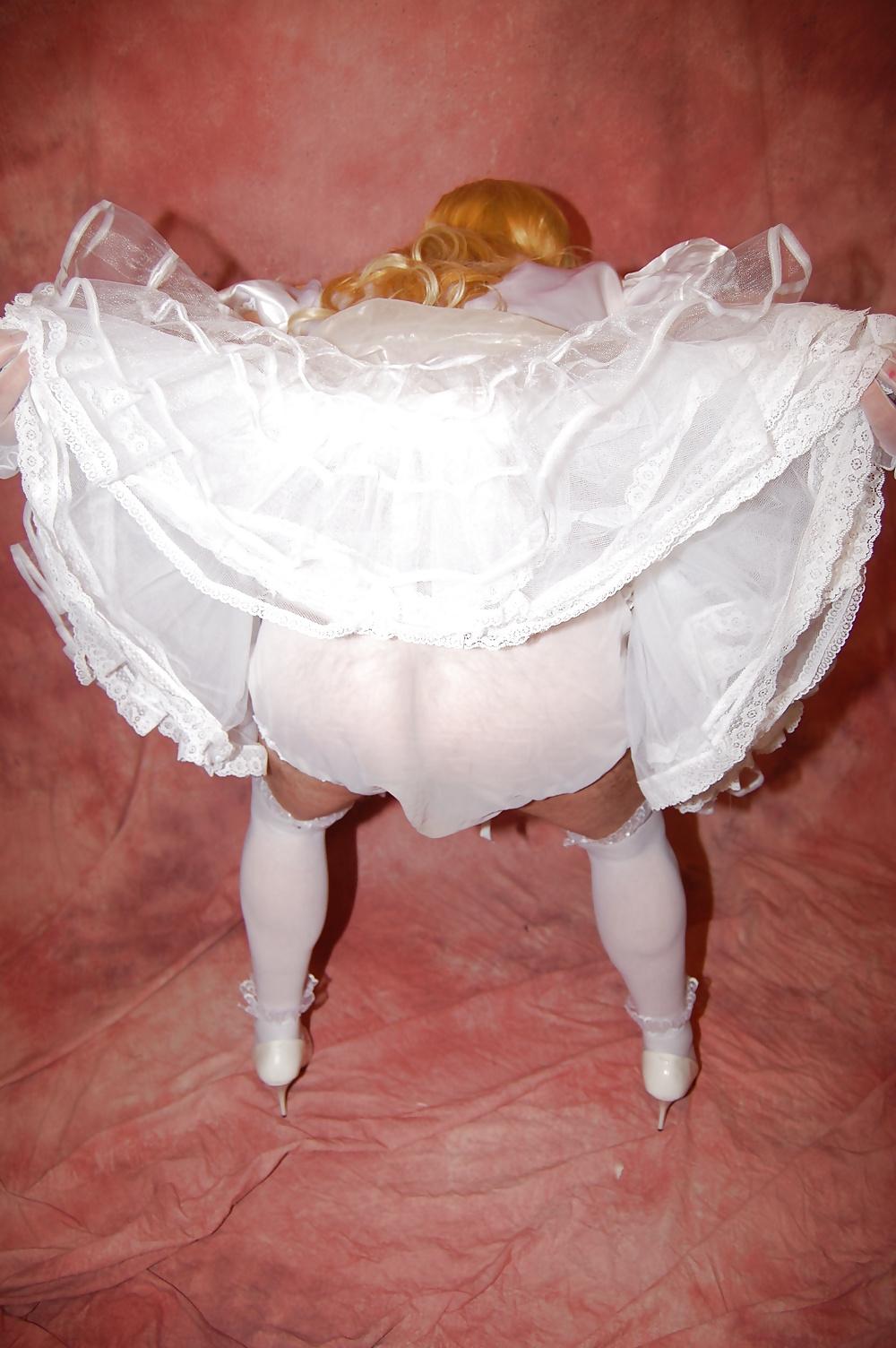 25P Me as a Cock Hungry CUM Thirsty Horny Frustrated Sissy