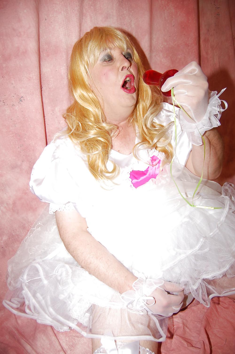 25P Me as a Cock Hungry CUM Thirsty Horny Frustrated Sissy