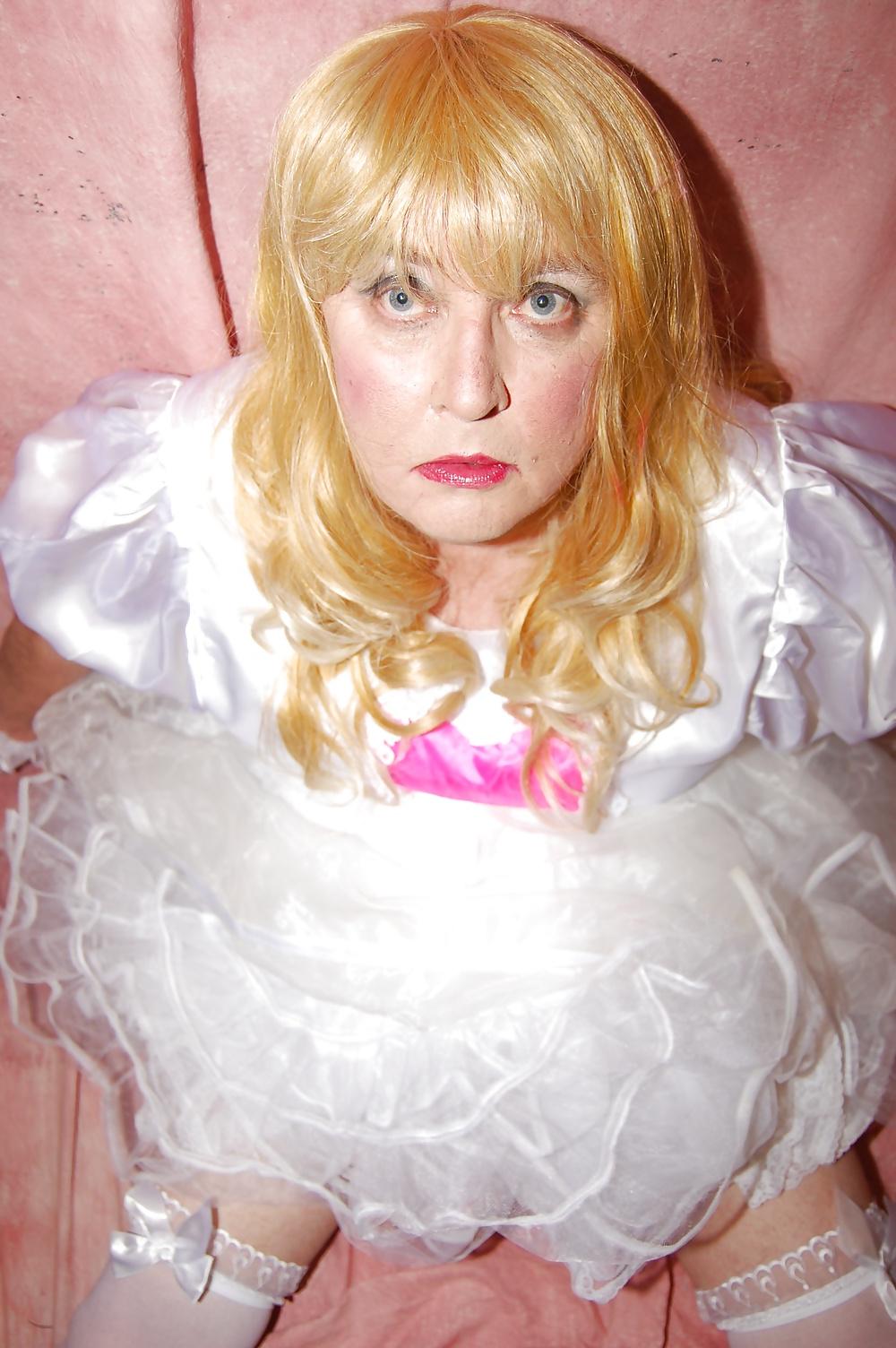 25P Me as a Cock Hungry CUM Thirsty Horny Frustrated Sissy