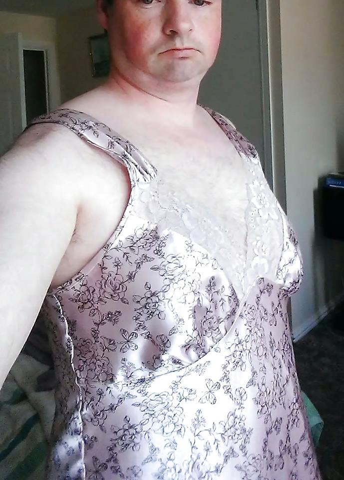 4P Sissy faggot roberta