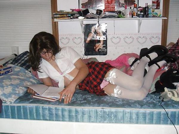 15P Fem cd sissy trap teen girl being obedient waiting for cock