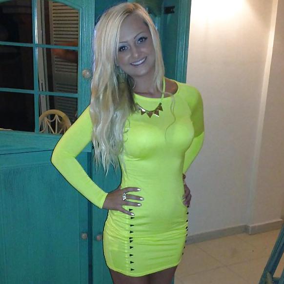 7P Skinny blonde chav Danielle