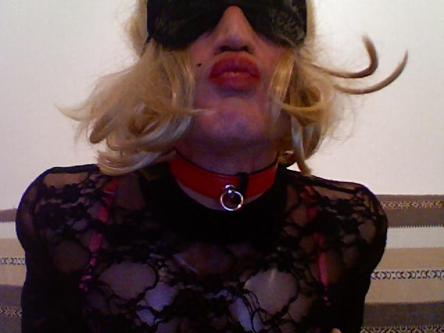 7P Masked Sissy