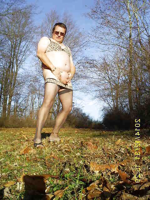 15P 2014 123114 Sissy Outdoors in the Cold