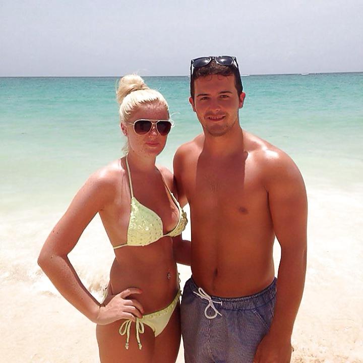16P Cute slim Jade's bikini body