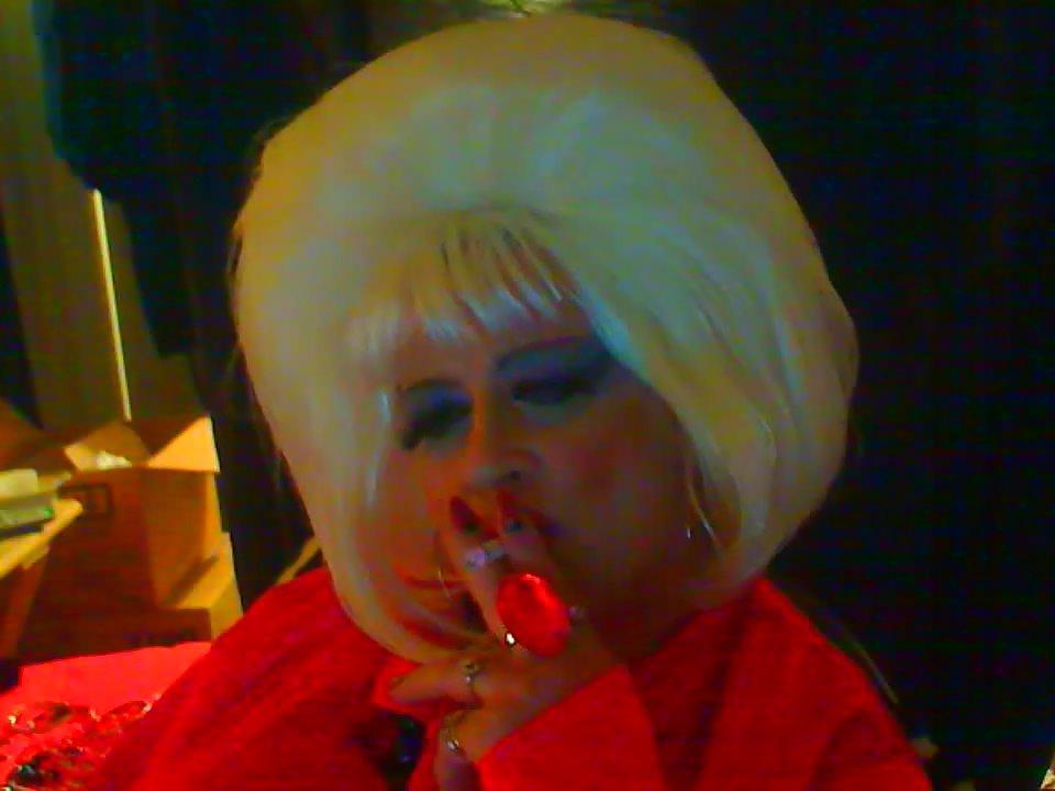 15P Smoking sissy slut miss shauna