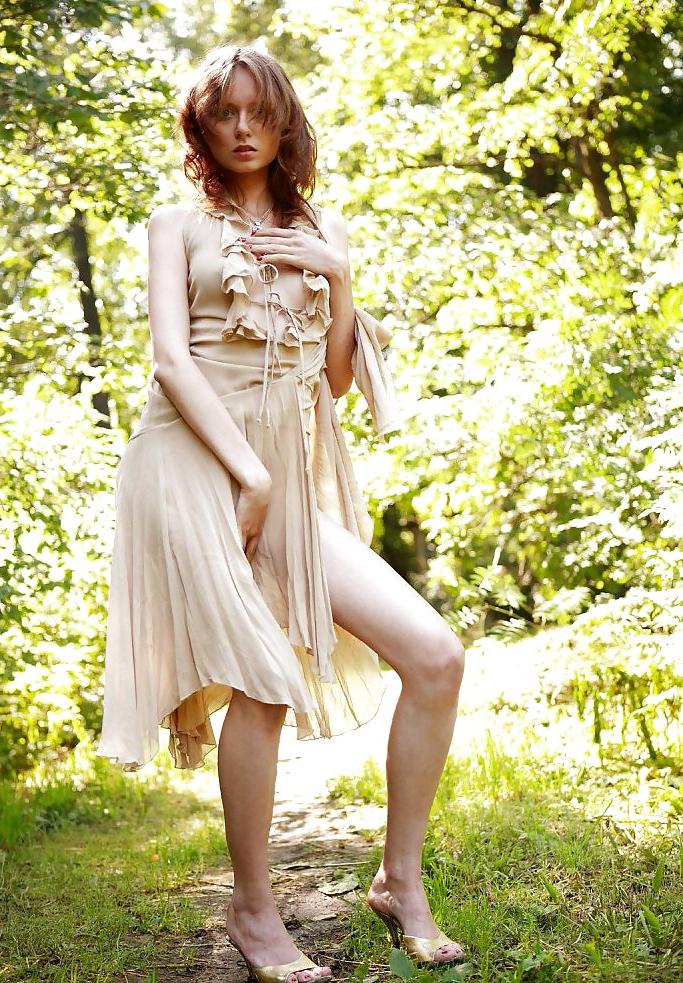 15P Hotlegs-skinny girl16
