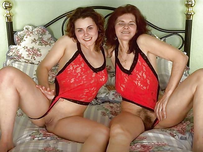 20P Mom and daughter's friend - 8