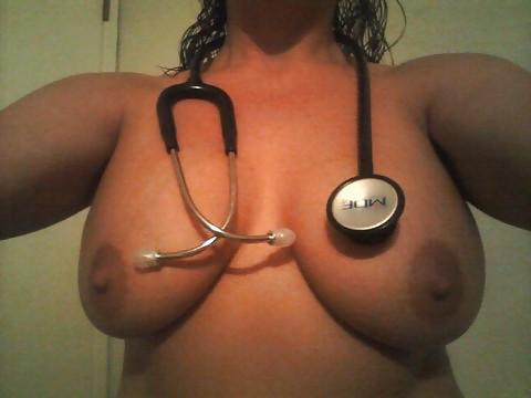 25P Women with huge nipples 1