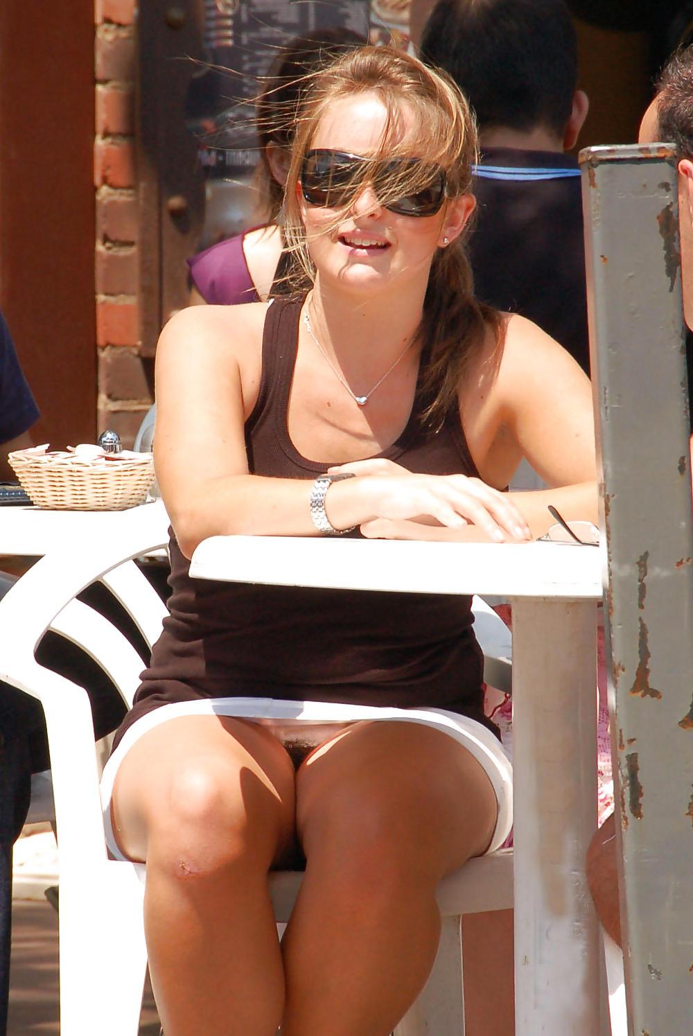 25P UPSKIRTS, PANTYLESS, BEST OF...