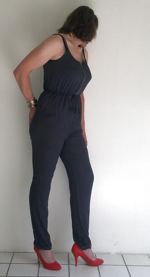 15P Tight trousers! sissy tv cd