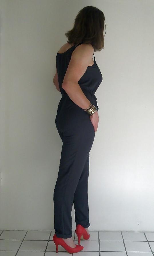 15P Tight trousers! sissy tv cd
