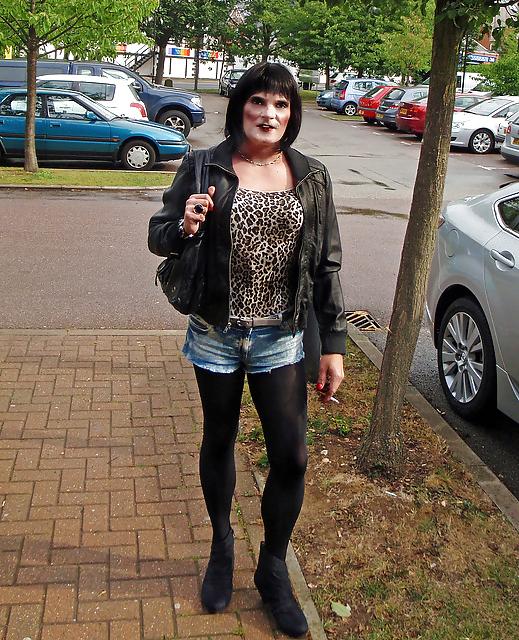 16P Smoking sissy slut Donna Dee