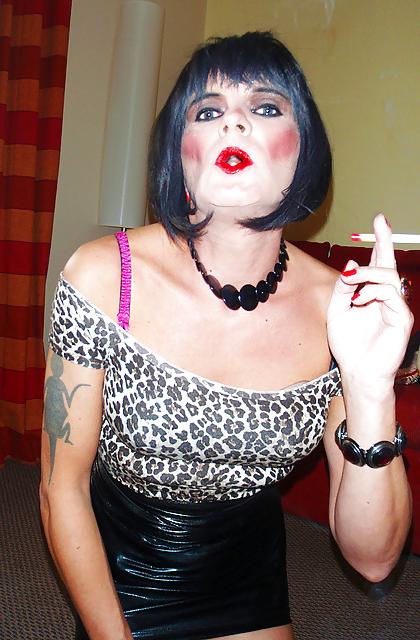 16P Smoking sissy slut Donna Dee