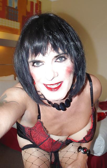 16P Smoking sissy slut Donna Dee