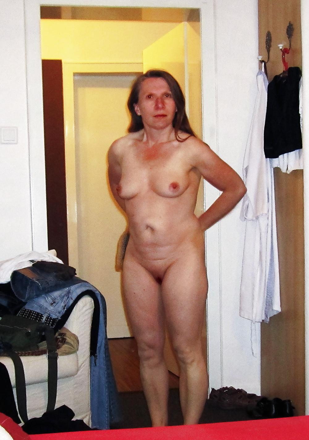 9P The Best of Naked German Wife Heidi, 51